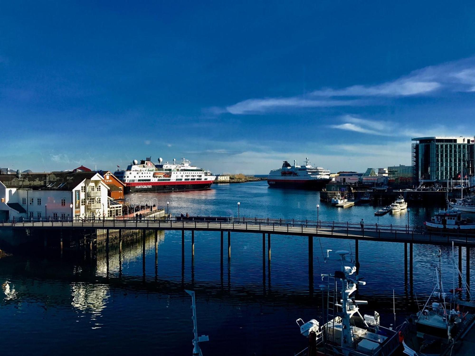 Svolvaer Havn Apartments Exterior foto